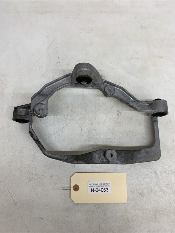 ⚡️16-20 TESLA MODEL X S COMPRESSOR ISO BRACKET OEM 1037854-00 24063 S27