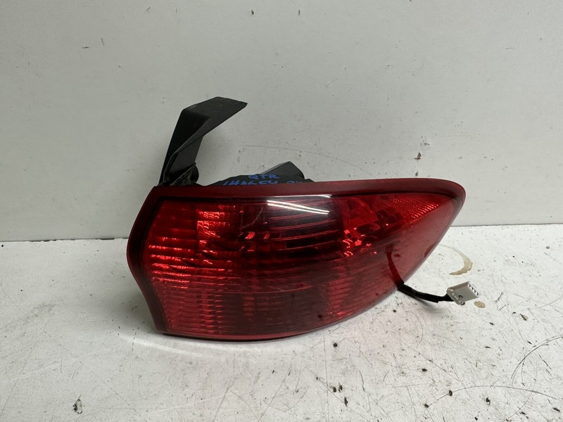 2007 Subaru Tribeca right passenger QRT MTD Taillight Taillamp Tail Light Lamp