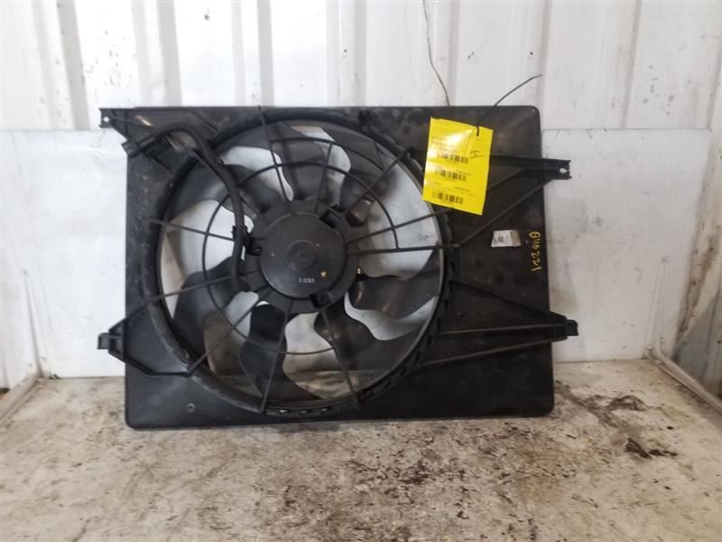 2016-2020 Kia SORENTO Radiator Fan Motor Fan Assembly 3.3L OEM