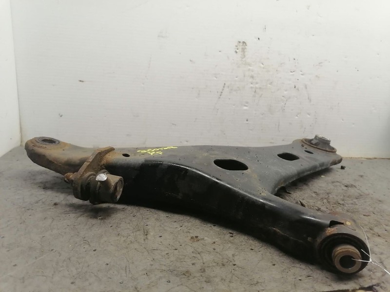 Passenger Right Lower Control Arm Front Fits 14-18 FORESTER 1567122