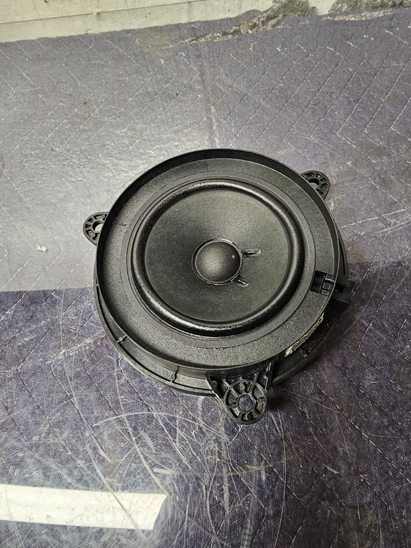 NISSAN MURANO REAR LEFT DRIVER SIDE DOOR PANEL SPEAKER OEM 2015 - 2023 ✔️