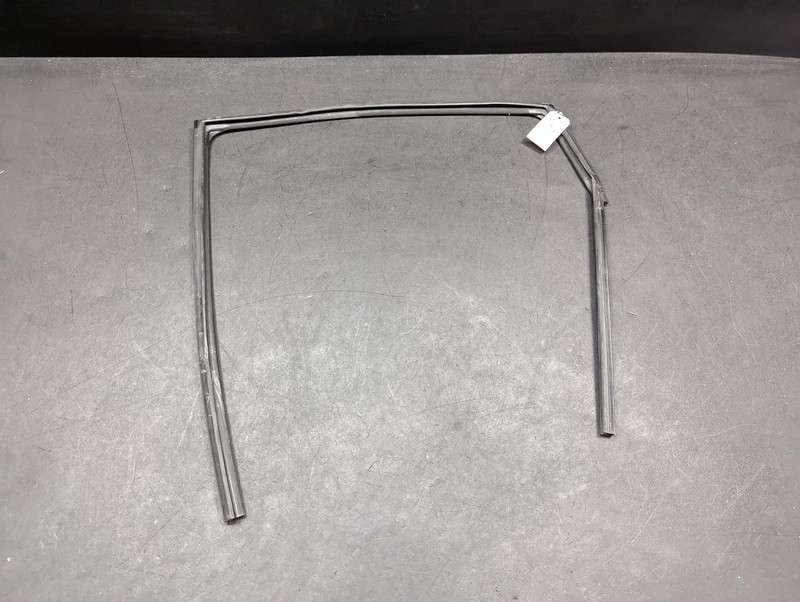 Rear Left Door Window Glass Run Channel 2017 Nissan Pathfinder 2013 2014-2019