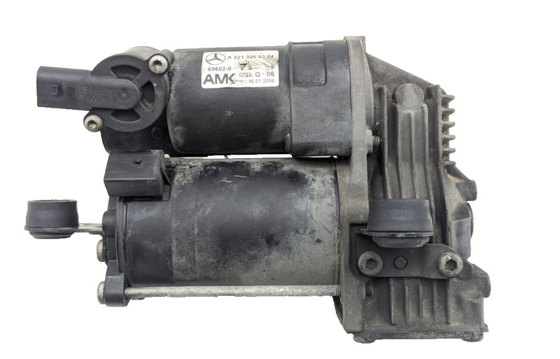 07-14 Mercedes W221 S550 Airmatic Air Suspension Compressor Pump 2213200304