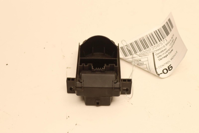 2015-2017 FORD MUSTANG SMART DATA LINK CONNECTION CONTROL MODULE UNIT OEM