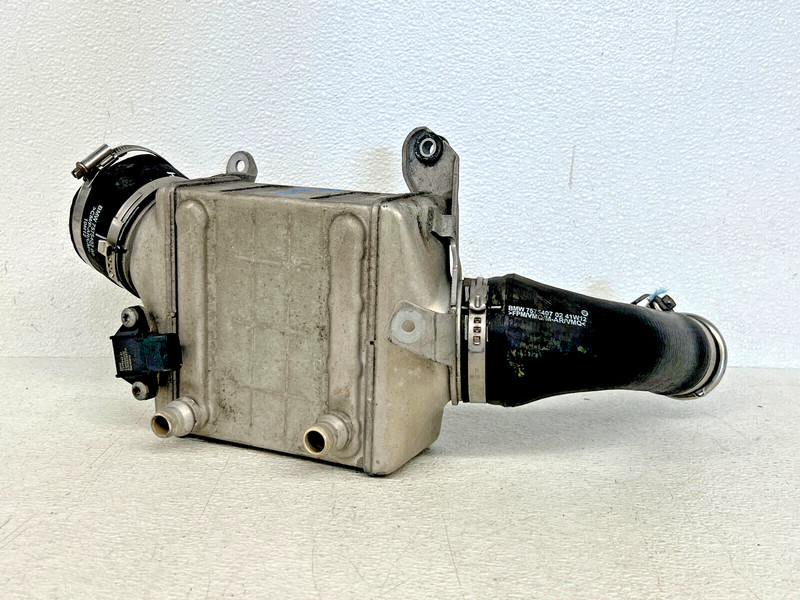 ⭐2009-2015 BMW 750LI F02 4.4L FRONT LEFT TURBO INTAKE INTERCOOLER OEM LOT2517