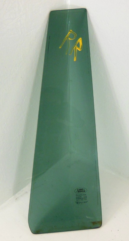 1999-2004 Land Rover Discovery 2 Rear Door Window Vent Glass Passenger Right OEM