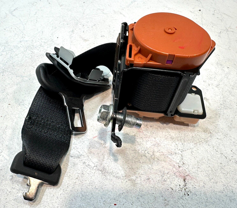 2018-2020 Infiniti Q50 Red Sport Rear Center Seat Belt Seatbelt Retractor OEM