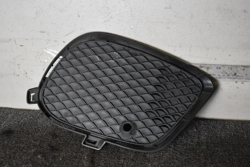 2017-2019 MERCEDES BENZ GLS550 OUTER GRILLE RIGHT FACTORY OEM