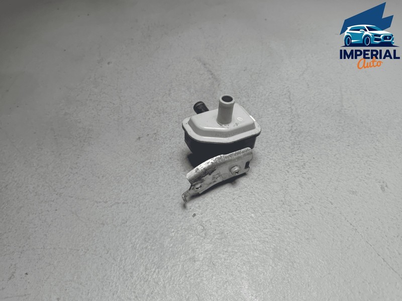2018-2024 TOYOTA CAMRY 2.5LVAPOR CANISTER PURGE SOLENOID VALVE OEM