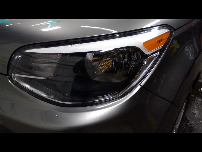 Driver Headlight Model Halogen Without LED Accent Fits 14-19 SOUL 1087593