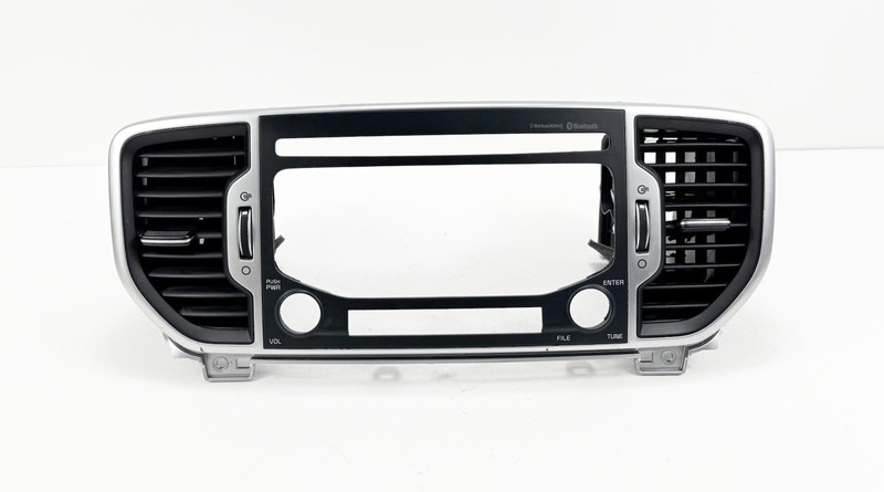 OEM 2017-2022 Kia Sportage Center Dash Bezel Radio Display Trim Vents Silver