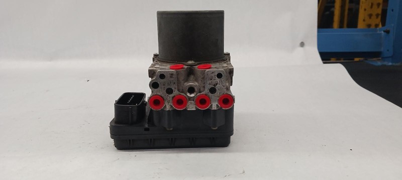 13-'14 TOYOTA RAV4 Anti-Lock Brake ABS pump module AWD 82k miles OEM