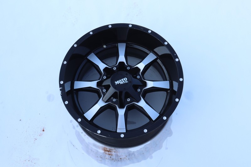 2016-2019 TOYOTA TACOMA WHEEL RIM R18 18X10 8 SPOKE MOTO METAL AFTERMARKET