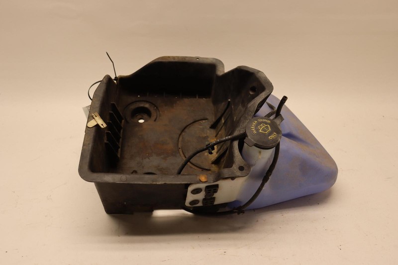 2009-2014 FORD F150 WINDSHIELD WASHER RESERVOIR TANK W/ BATTERY TRAY OEM