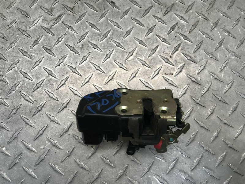 2004 JEEP GRAND CHEROKEE PASSENGER FRONT DOOR LOCK ACTUATOR OEM