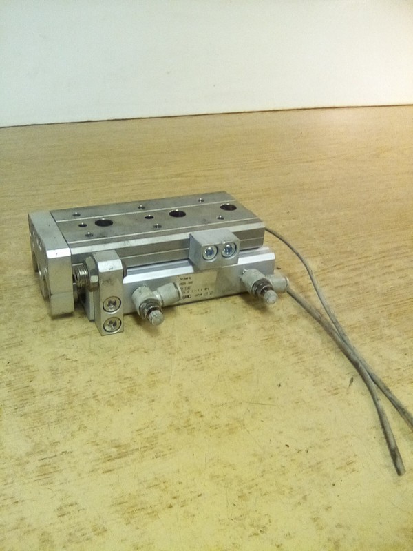 SMC MXQ20L-50AS Pneumatic Air Slide Cylinder