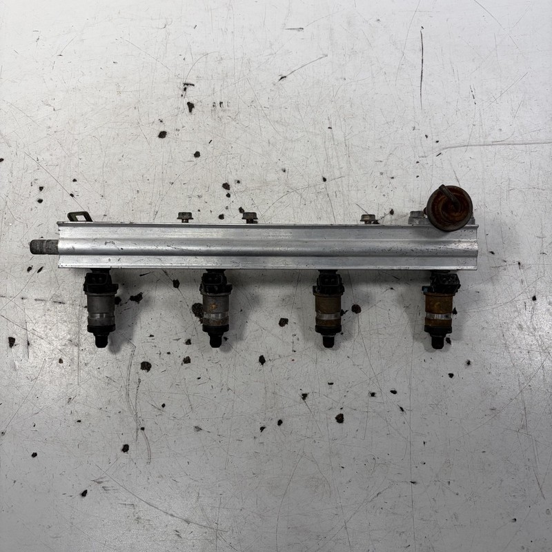 99-00 Honda Civic Si Fuel Rail w/ Injectors 16620-P2T-A00 OEM