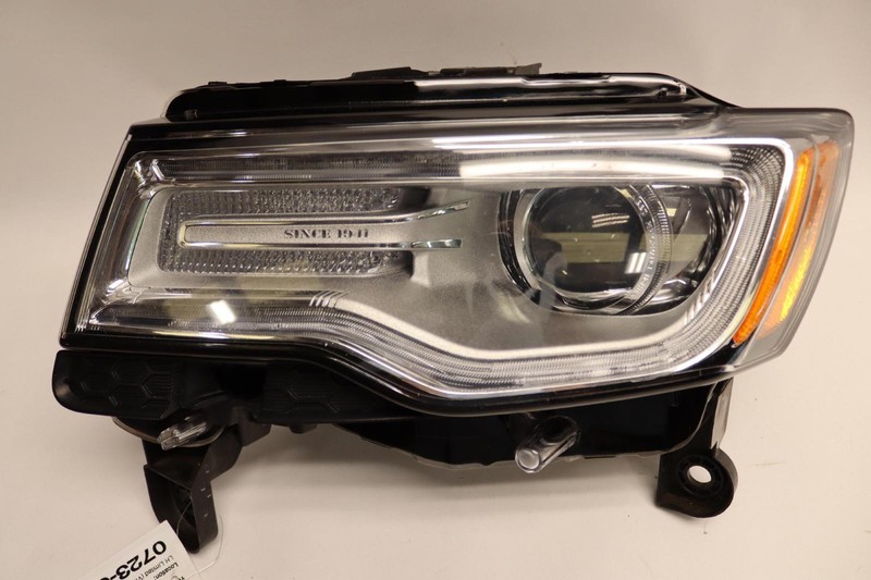 2016 JEEP GRAND CHEROKEE FRONT LEFT DRIVER SIDE HEADLIGHT XENON HID LAMP OEM