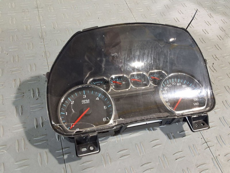 2015 and 2018 Chevy Tahoe Speedometer Instrument Cluster 5.3L MPH US Market