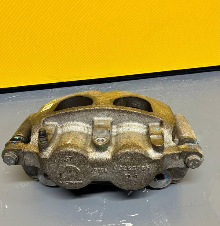 2022 - 2025 JEEP GRAND WAGONEER RH FRONT RIGHT PASSENGER SIDE BRAKE CALIPER OEM