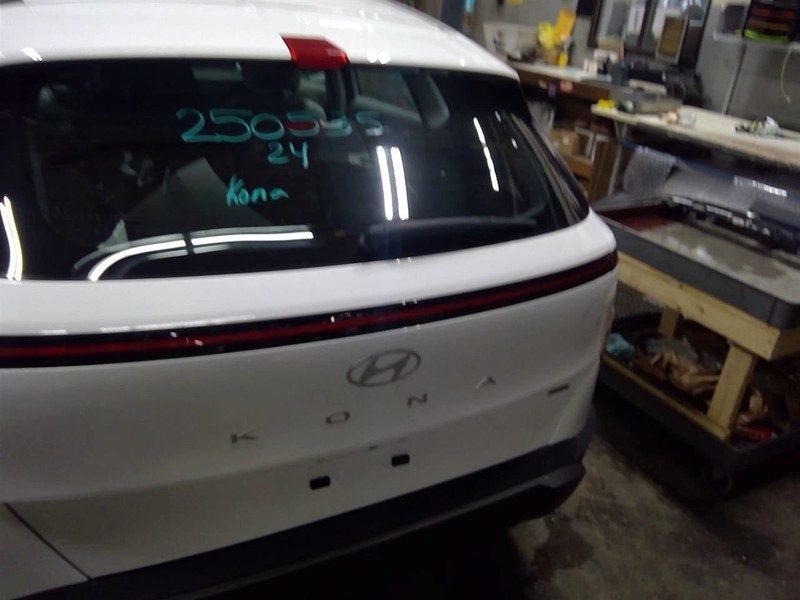 Trunk/Hatch/Tailgate Without Privacy Tint Glass Fits 24 KONA 1721337