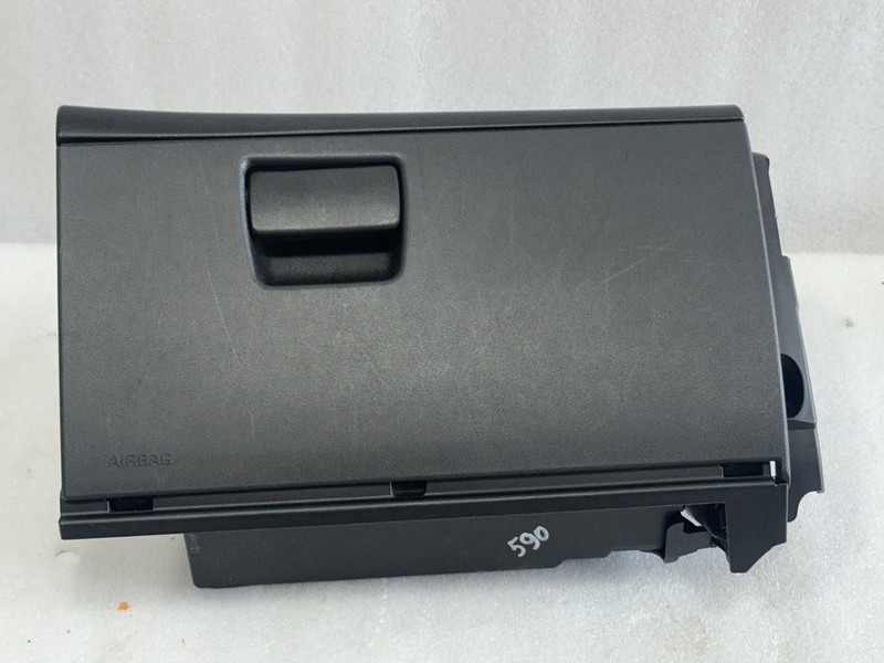 2016 2017 2018 2019 CHEVROLET VOLT GLOVE BOX BLACK