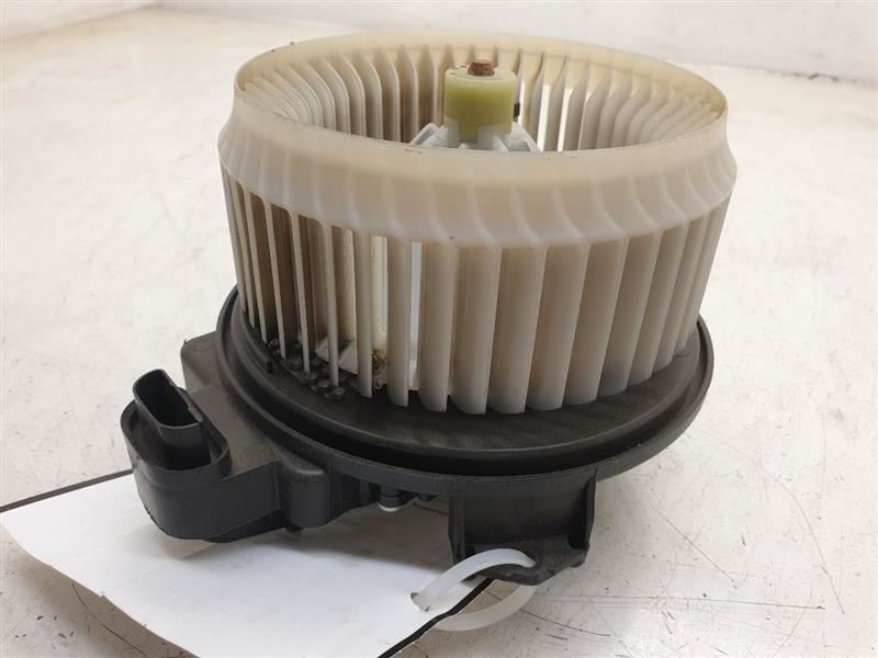 2019 TOYOTA COROLLA LE FWD AT AC BLOWER MOTOR