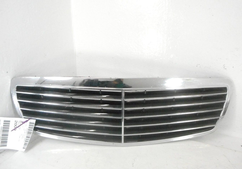 04-06 Mercedes-Benz E500 Upper Grille 5 Rib OEM W/O Adaptive Cruise