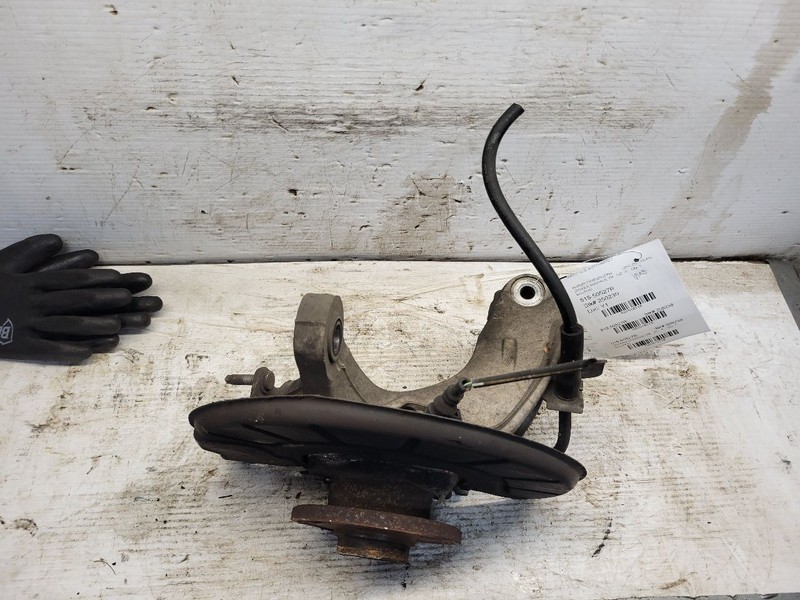 Passenger Right Front Spindle/Knuckle Fits 09-17 CC 1618118