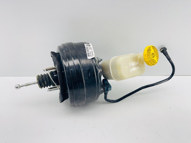 15-17 CHRYSLER 200 2.4L FWD POWER BRAKE BOOSTER W MASTER CYLINDER OEM