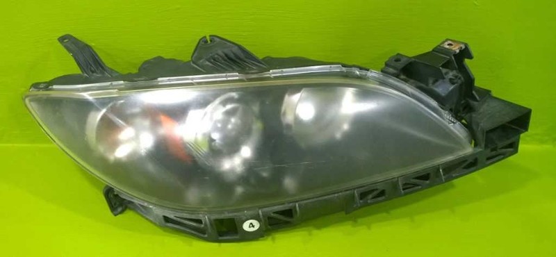 04 05 06 07 08 09 MAZDA 3 SDN PASSENGER RIGHT HEADLIGHT LAMP OEM 3647-22