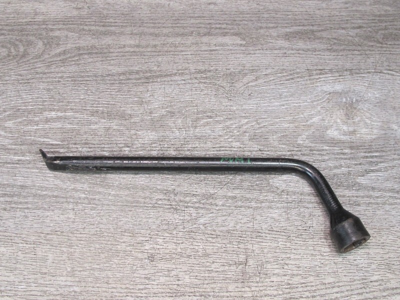 2003-2009 HUMMER H2 EMERGENCY SPARE TIRE WHEEL LUG NUT WRENCH