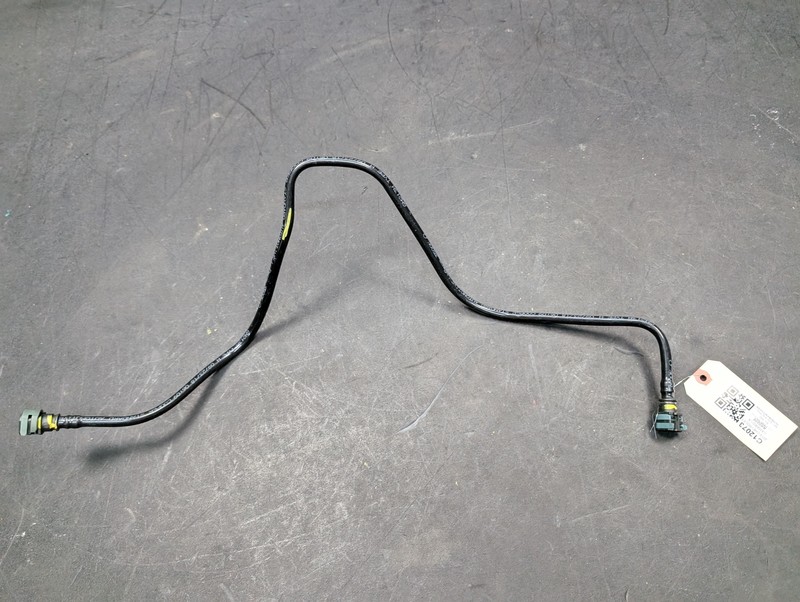 Fuel Feed Pipe 2019 Chevrolet Camaro 84136799 2016 2017 2018 2020 2021 2022
