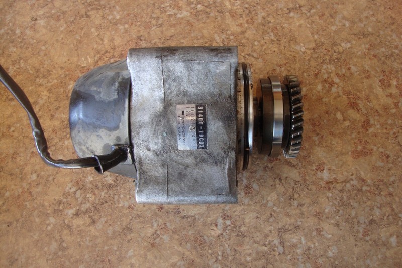 1996 1997 Suzuki Katana GSX600F GSX 600 Engine Alternator Generator Charging J2