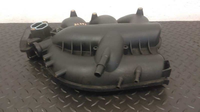05-07 Ford Escape 3.0L V6 Upper Air Intake Manifold OEM 5L8Z-9424-AA