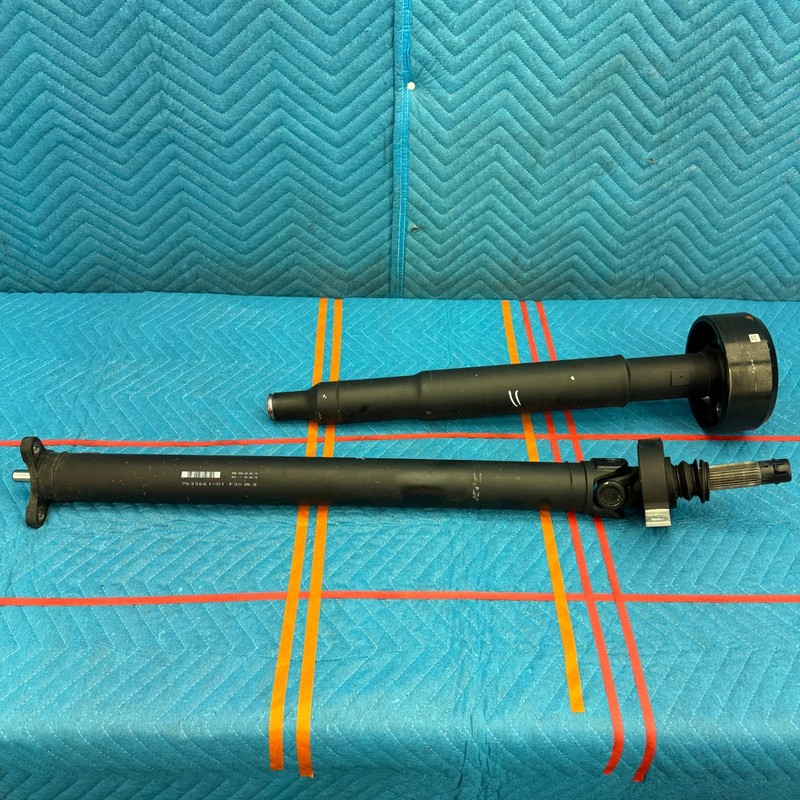2012–2016 BMW 328i F30 Driveshaft Propeller Shaft OEM 763366101