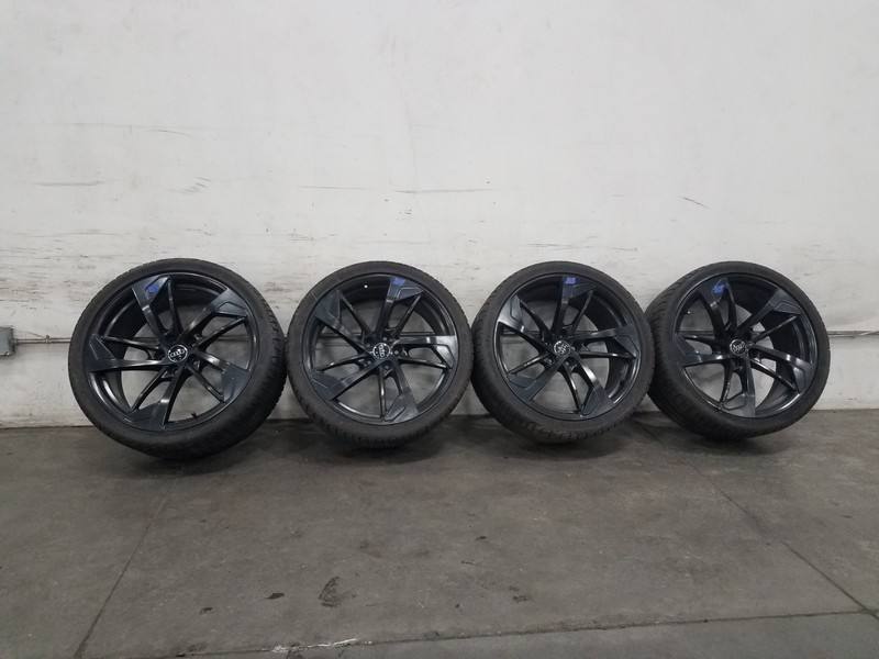 2018 Audi RS5 Quattro F5 SHW 20" Wheel / Tire Set - *#2200 KK2
