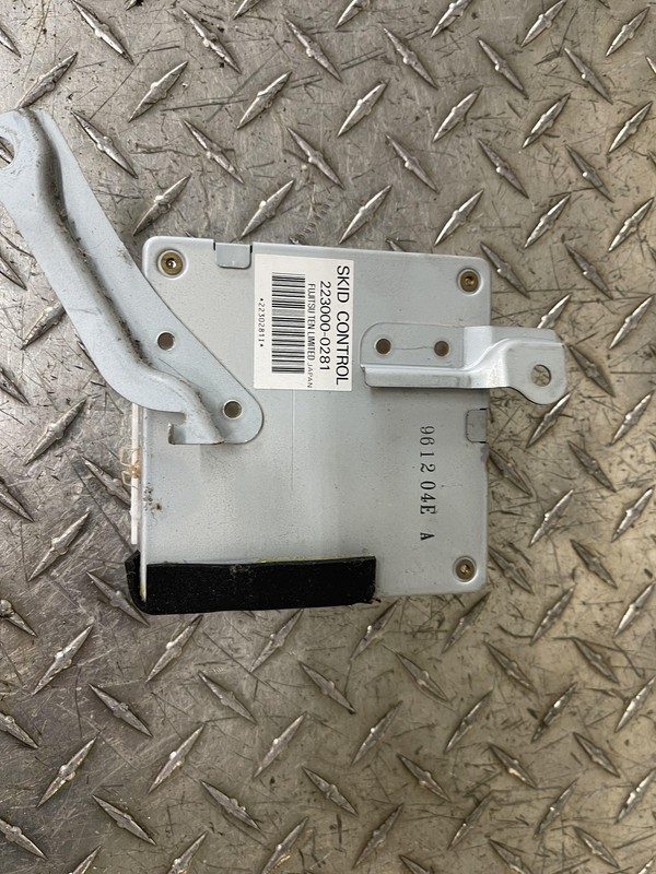 98 Toyota 4Runner ABS Computer Module Brake Control SKID CONTROL 223000-0281