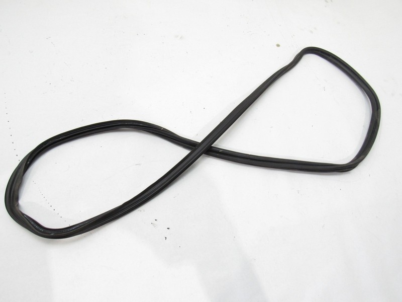 Mercedes E63 S W213 2020 Rear Trunk Lid Weatherstrip Rubber Seal 18-23 ;#3