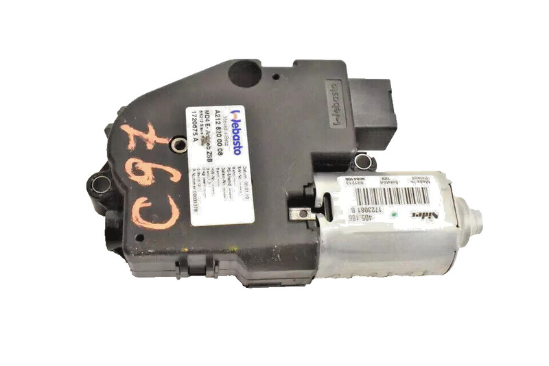 10-17 Mercedes W204 C250 E350 Panoramic Sunroof Sun Roof Motor 2079006600 OEM