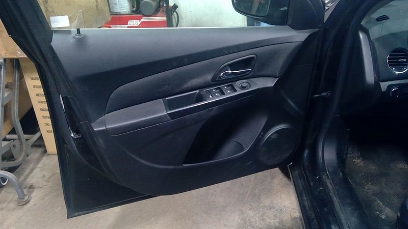 CRUZE 2012 Drivers Left Front Door Trim Panel 1791309