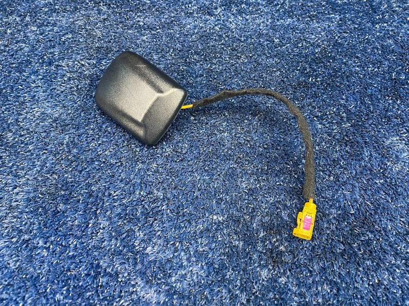 2019–2024 RAM 1500 Classic Roof GPS Antenna OEM P68328996AA