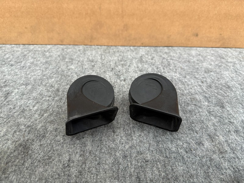 INFINITI QX56 QX80 2011-2024 OEM HIGH & LOW TONE NOTE PITCH HORN SIGNAL SET