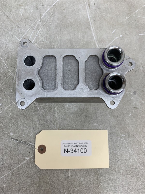 17-22 TESLA MODEL Y/3 SUPERMANIFOLD HEAT EXCHANGER 1523003-00-B OEM 34100 B88