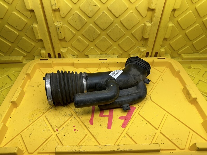 2014 DODGE JOURNEYAT FWD Air Intake Cleaner Resonator Hose Tube 68045122AE