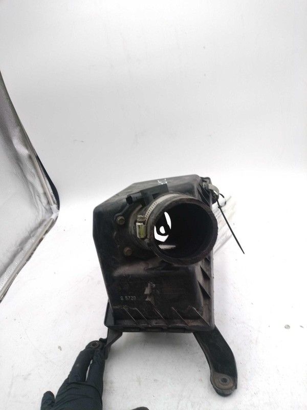 2006 Subaru Impreza Air Cleaner Assembly OEM 46051FE000 Used 148k Miles