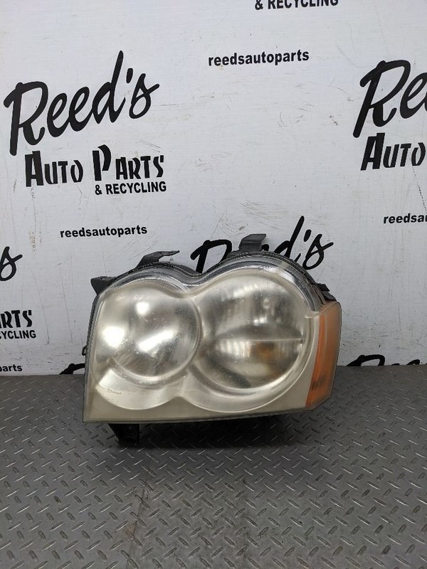 Driver Left Headlight Fits 05-07 GRAND CHEROKEE 1155971