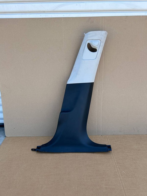 ✅ 17-23 Tesla Model 3 Right Lower B Pillar Trim Cover Panel 1086299-00-J