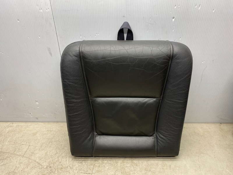2003-2006 VOLVO XC90 LEFT OR RIGHT REAR 3RD ROW SEAT LOWER CUSHION BLACK LEATHER