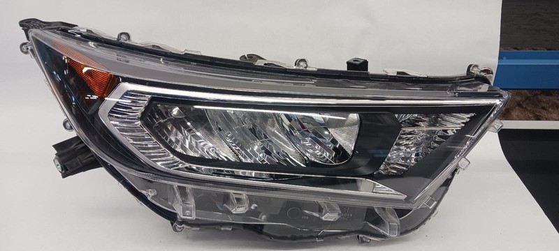 19-'23 TOYOTA RAV4 Right passenger headlight Headlamp LED 2.5L OEM
